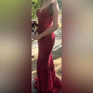 ELLIE WILDE sequined prom dress, v neck, sheath style, fitted, lace up; size 2